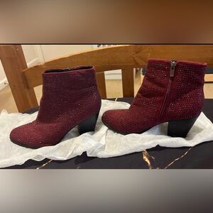 Juicy Couture Women's Rhinestone Sparkle Ankle AVORA Booties Boots Burgundy